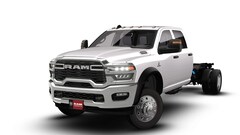 2026 Ram 5500 Chassis Cab TRADESMAN  CREW  4X4 84' CA Pickup