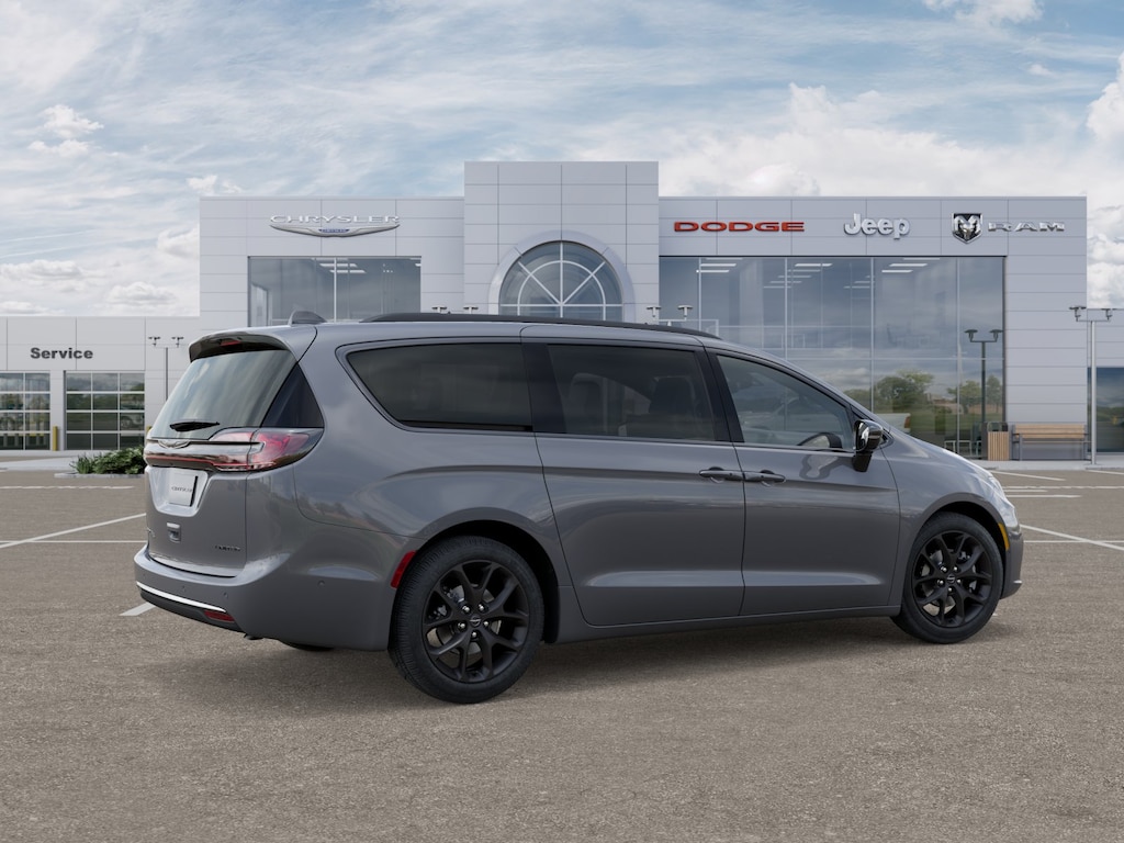 New 2025 Chrysler Pacifica Limited Passenger Van