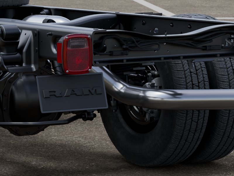 2025 RAM 3500 Chassis Tradesman - Photo 35