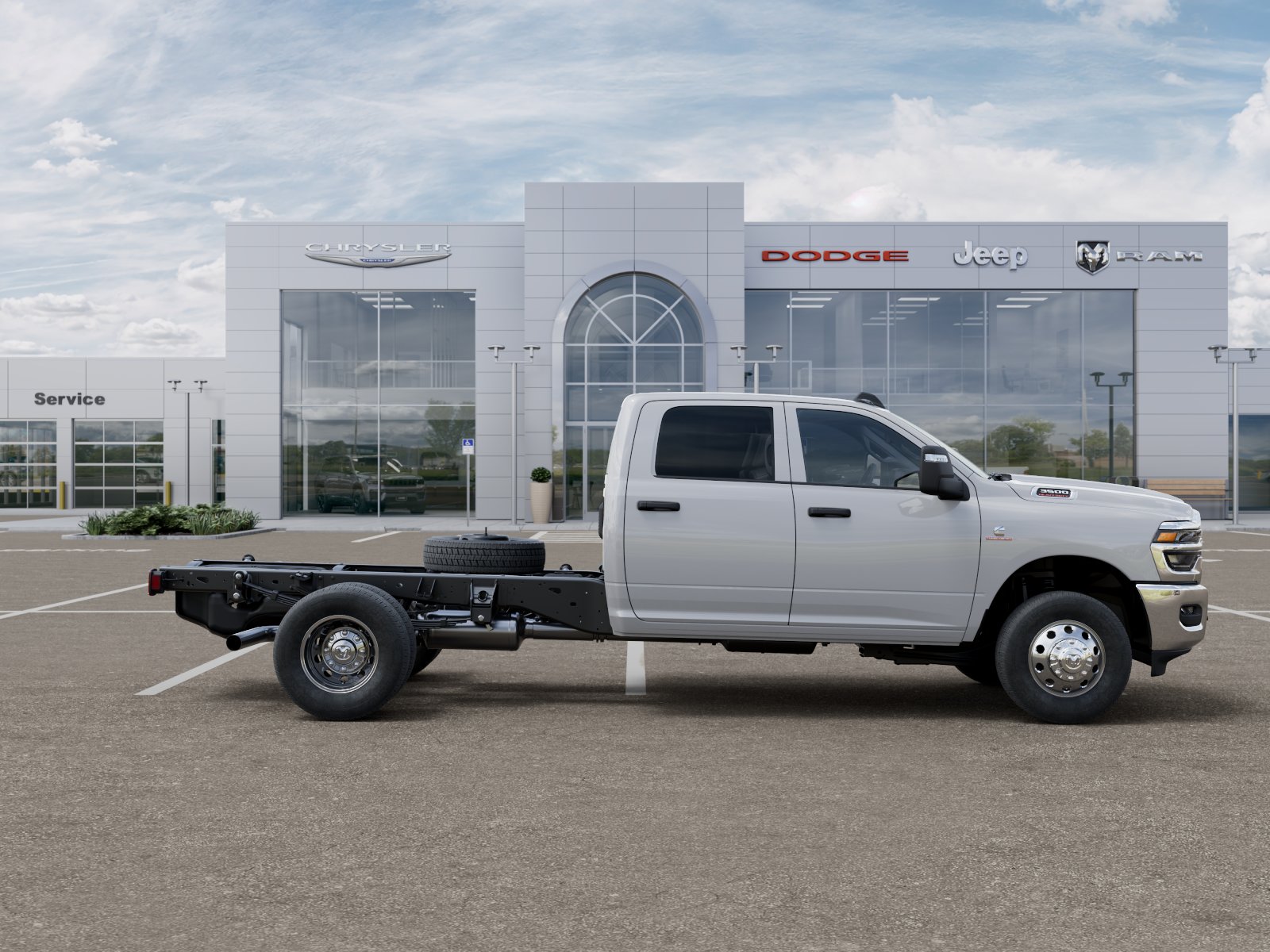 2025 RAM 3500 Chassis Tradesman - Photo 36