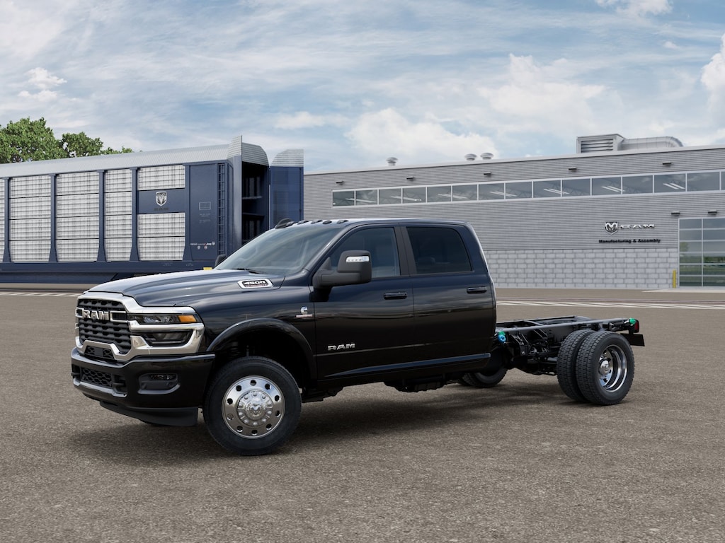 New 2026 Ram 4500 Chassis Cab BIG HORN CREW 4X4 60' CA Pickup