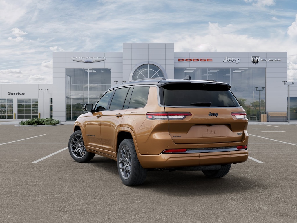New 2026 Jeep Grand Cherokee L Summit Sport Utility