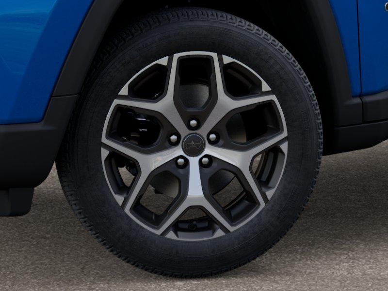 2025 Jeep Compass Laredo X photo 3