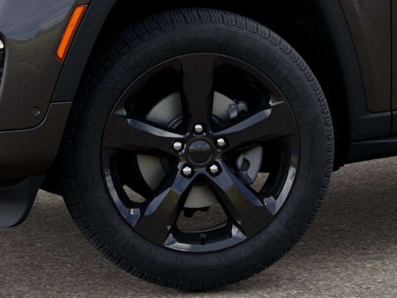 2025 Jeep Grand Cherokee Limited photo 3