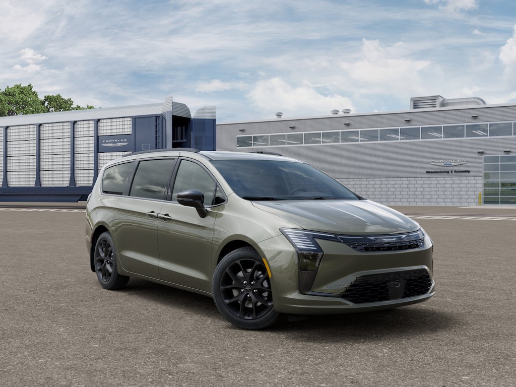 New 2027 Chrysler Pacifica LIMITED AWD Passenger Van
