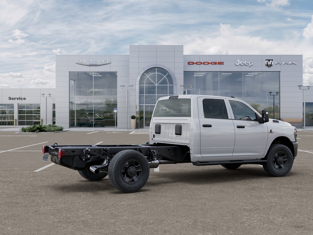 New 2026 Ram 3500 Chassis Cab Tradesman/Big Horn Pickup