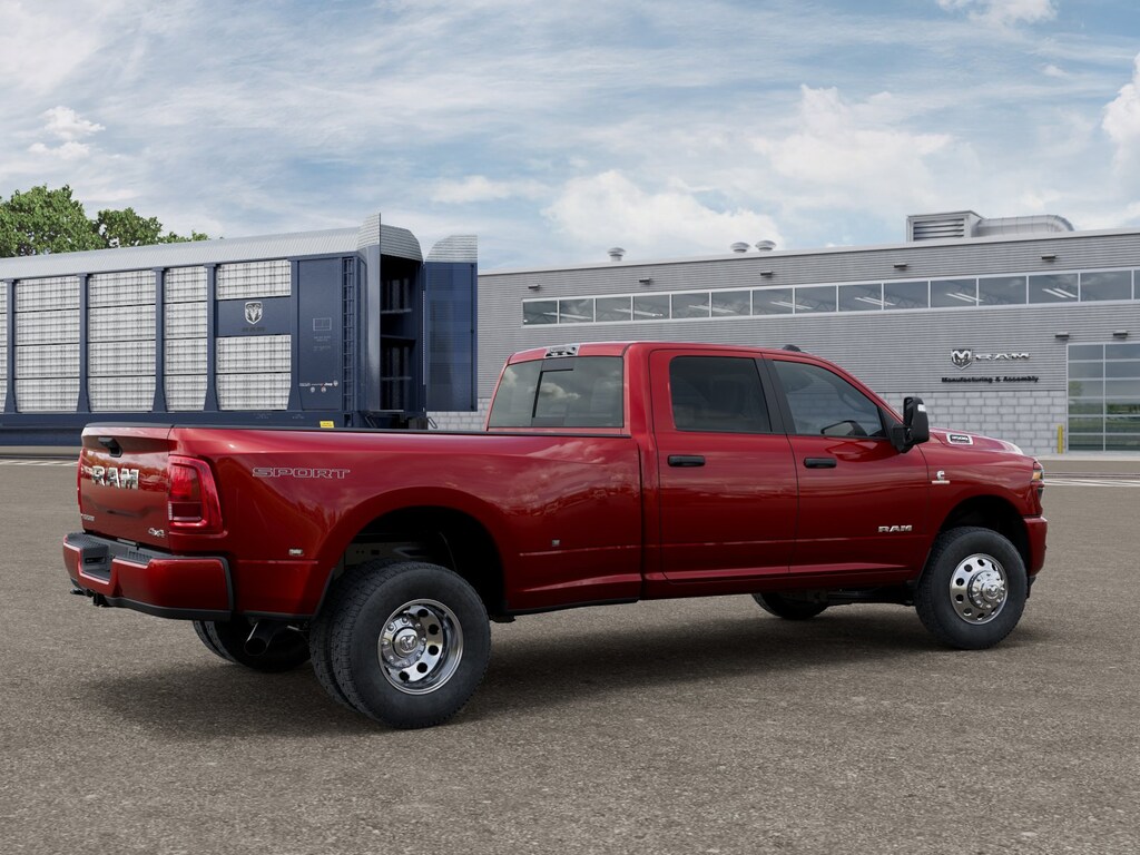 New 2026 Ram 3500 BIG HORN CREW CAB 4X4 8' BOX Pickup