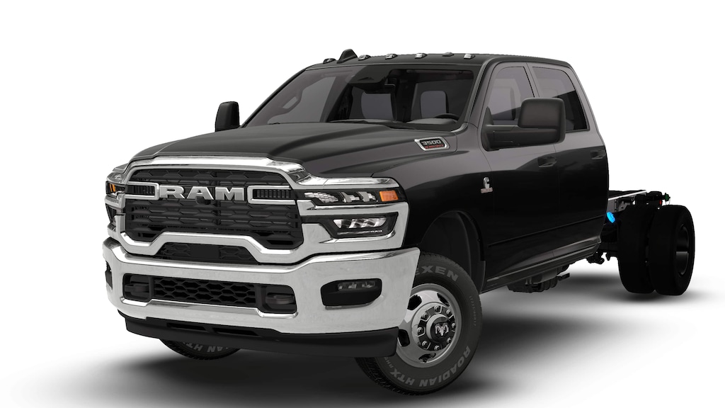 New 2026 Ram 3500 Chassis Cab TRADESMAN CREW 4X4 60' CA Pickup