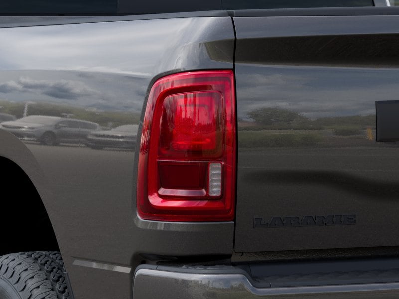 2025 RAM 2500 Laramie - Photo 8
