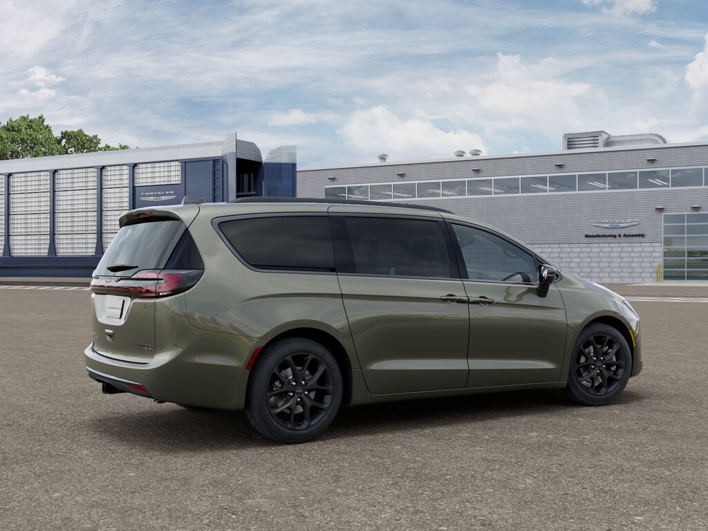 New 2027 Chrysler Pacifica LIMITED AWD Passenger Van