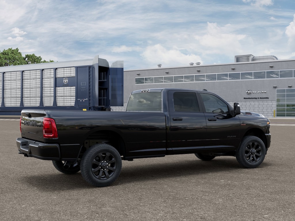 New 2026 Ram 3500 BIG HORN CREW CAB 4X4 8' BOX Pickup