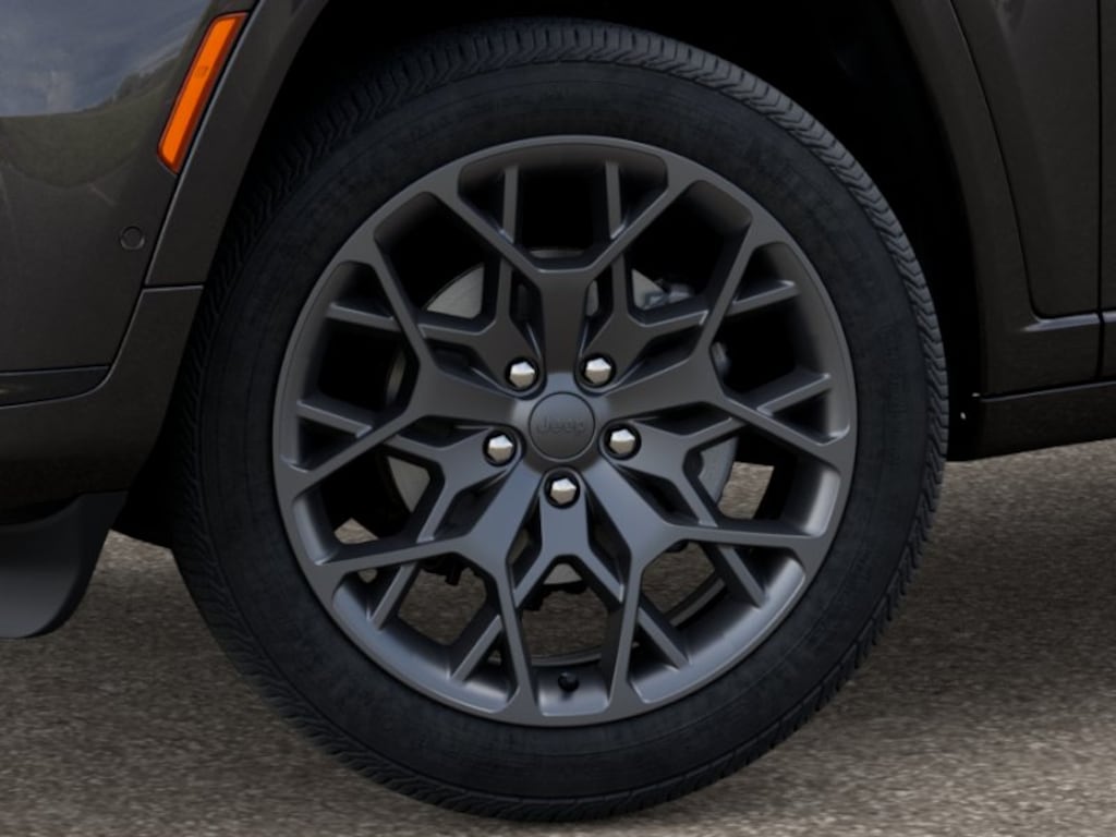 New 2025 Jeep Grand Cherokee L SUMMIT 4X4 Sport Utility