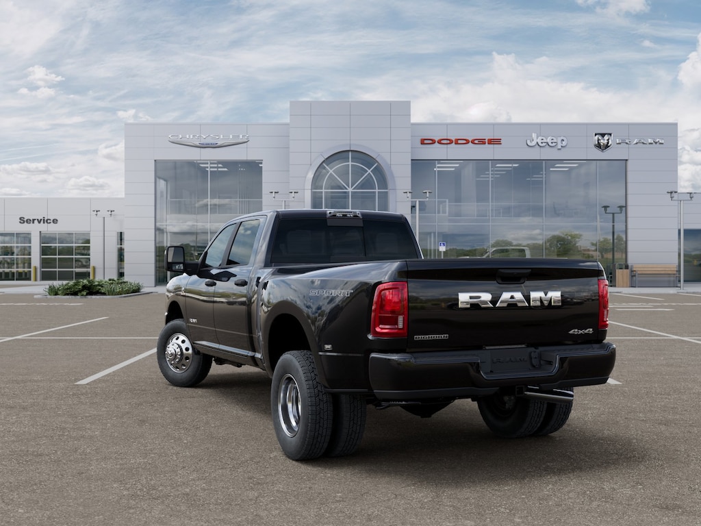 New 2026 Ram 3500 BIG HORN CREW CAB 4X4 8' BOX Pickup