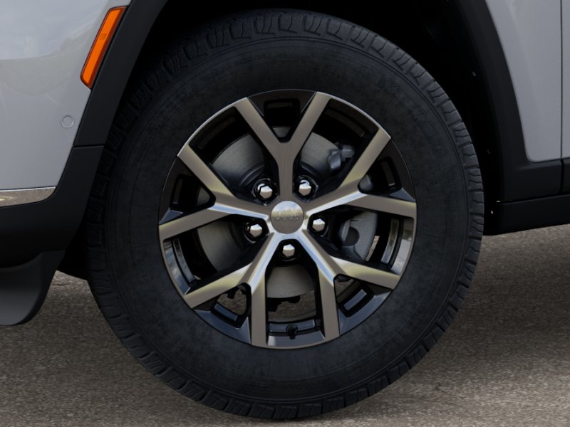 2025 Jeep Grand Cherokee Limited photo 2