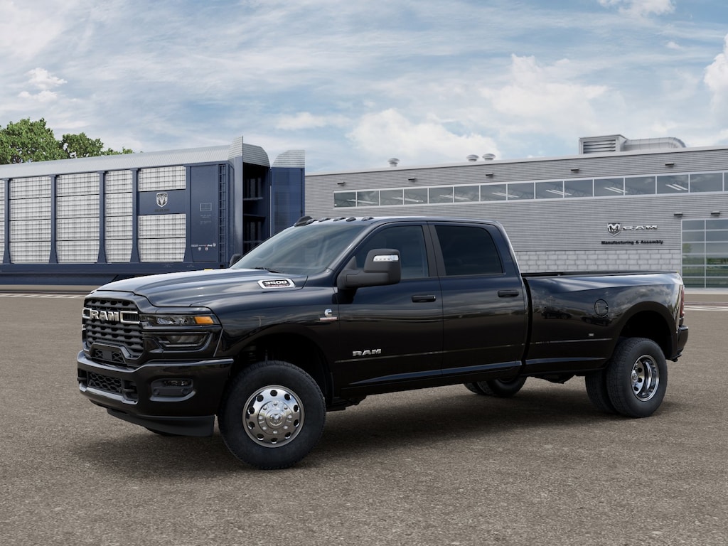 New 2026 Ram 3500 BIG HORN CREW CAB 4X4 8' BOX Pickup
