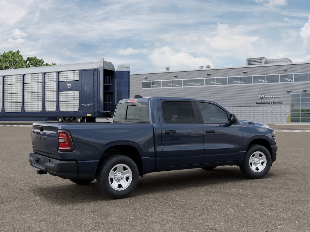 New 2026 Ram 1500 TRADESMAN CREW CAB 4X4 5'7 BOX Pickup