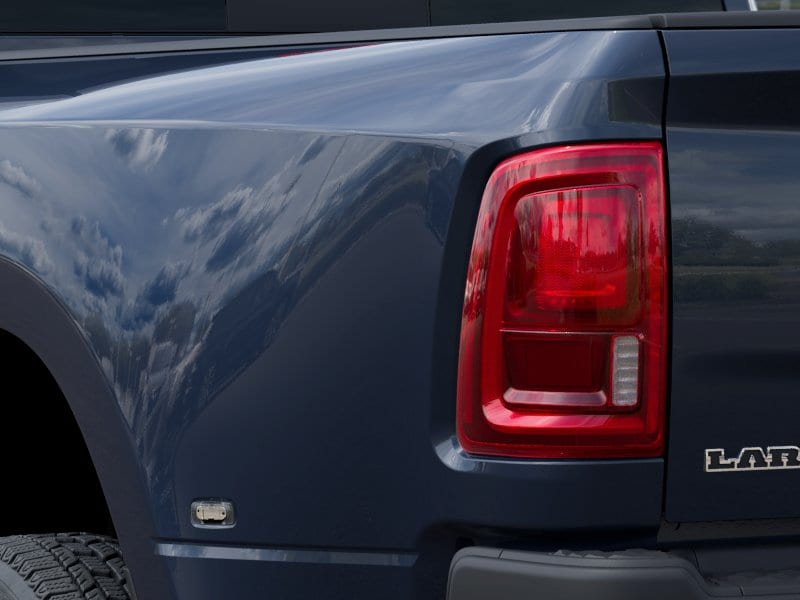 2026 RAM 3500 Laramie - Photo 25