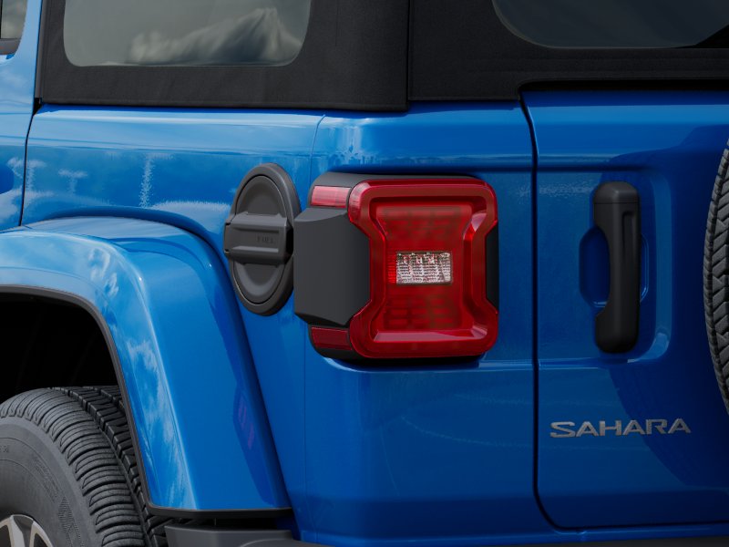 2025 Jeep Wrangler 4-Door Sahara - Photo 24