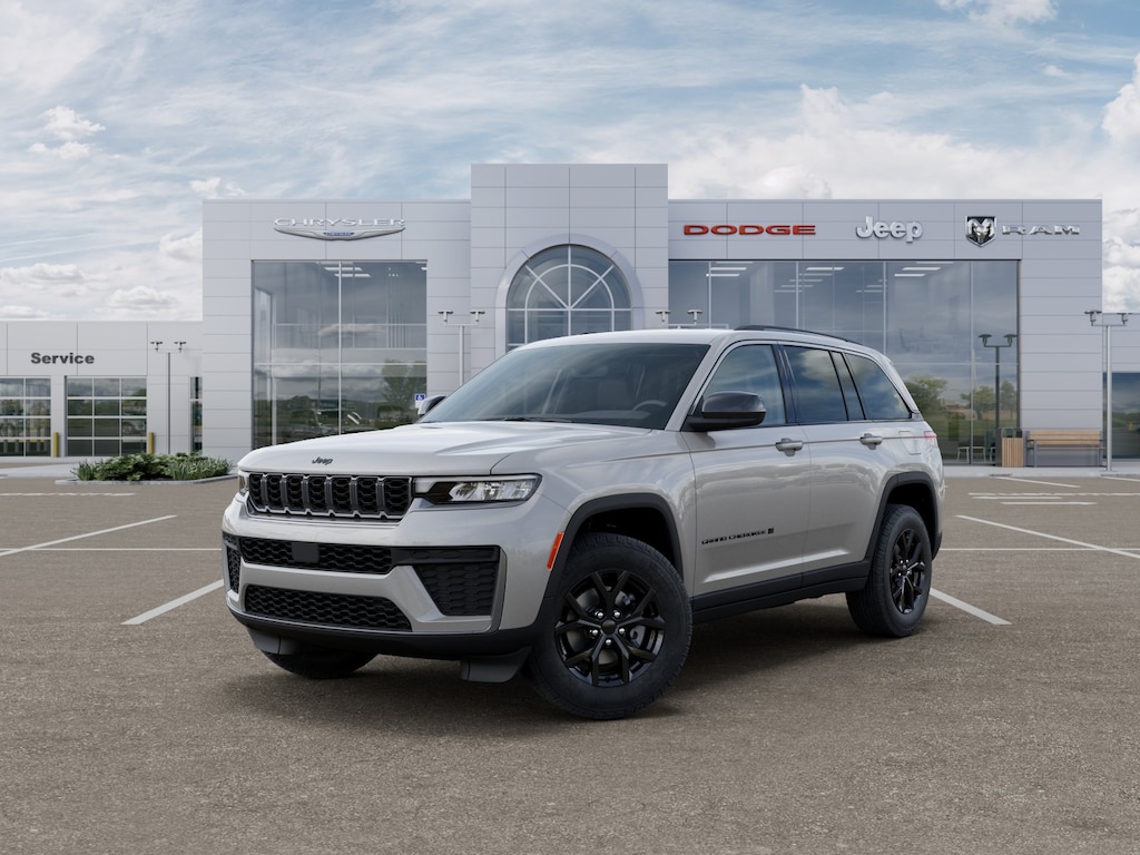 New 2026 Jeep Grand Cherokee Laredo Sport Utility