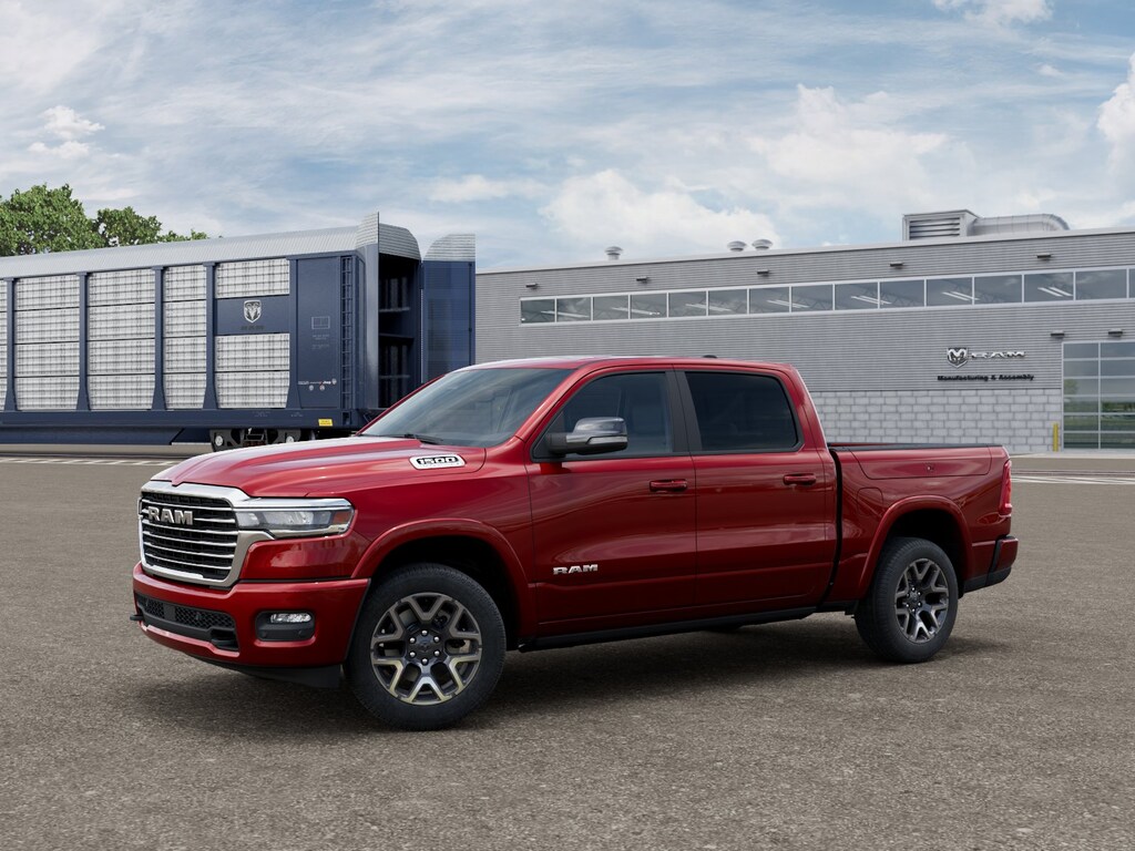 New 2026 Ram 1500 LARAMIE CREW CAB 4X4 5'7 BOX Pickup