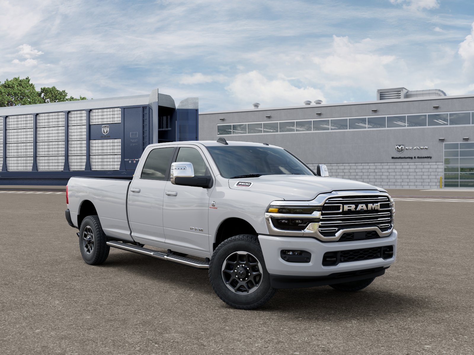 2026 RAM 3500 Laramie - Photo 22