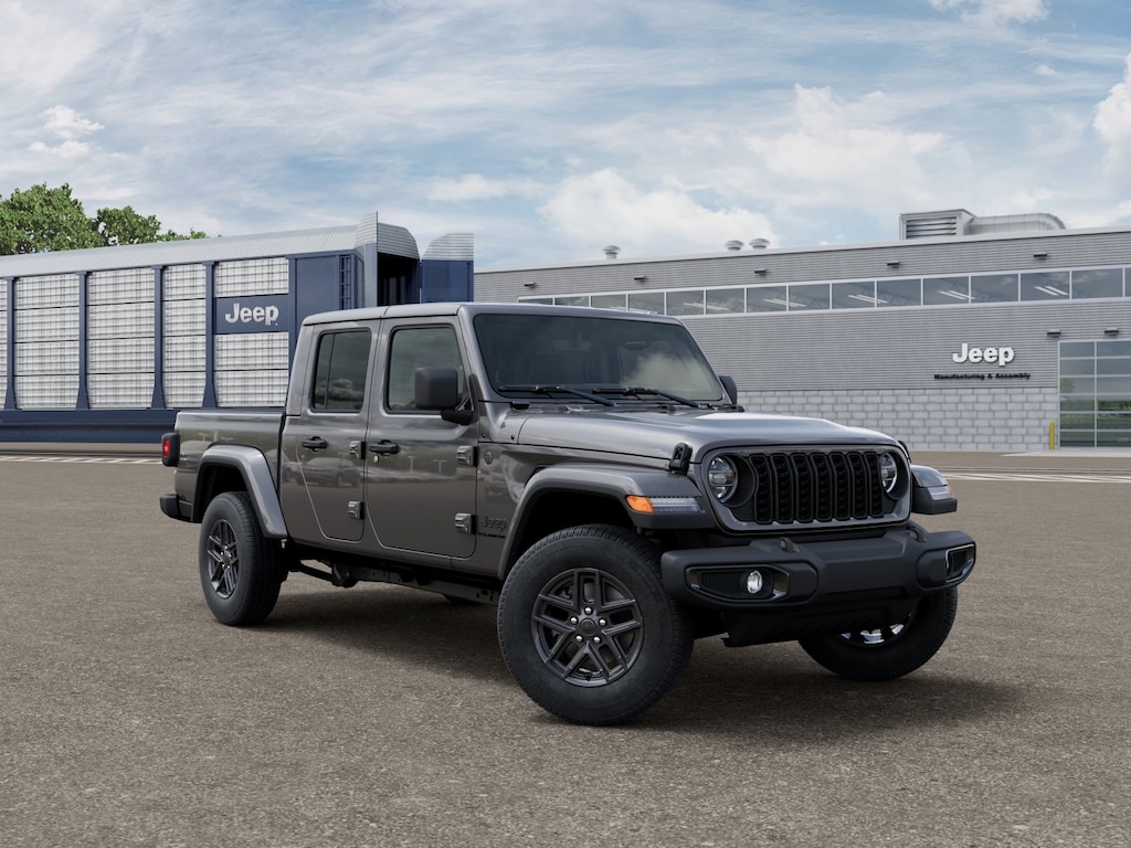 New 2026 Jeep Gladiator Sport S Pickup
