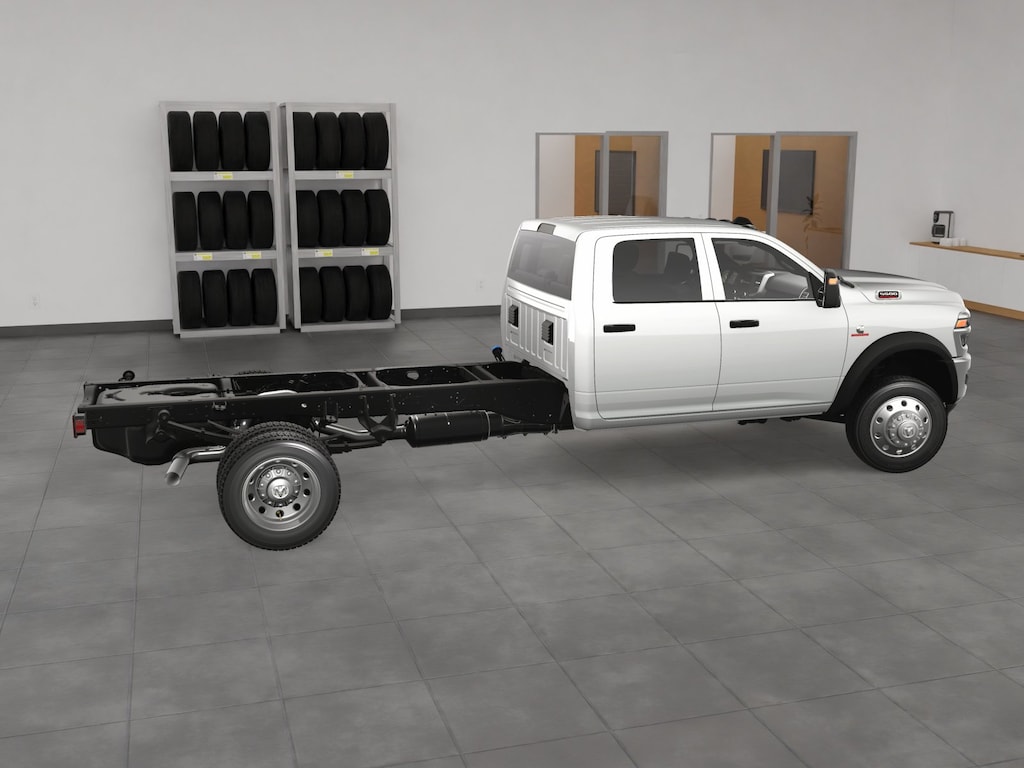 New 2025 Ram 5500 Chassis Cab 5500 TRADESMAN CHASSIS CREW CAB 4X4 84' CA Pickup