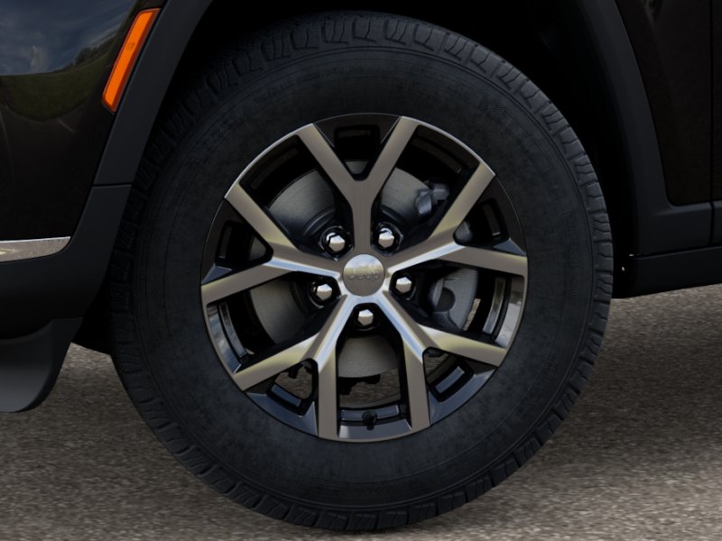 2025 Jeep Grand Cherokee Limited photo 2