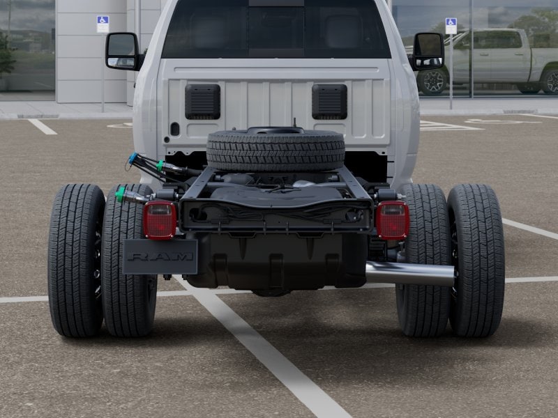 2025 RAM 3500 Chassis Tradesman - Photo 39