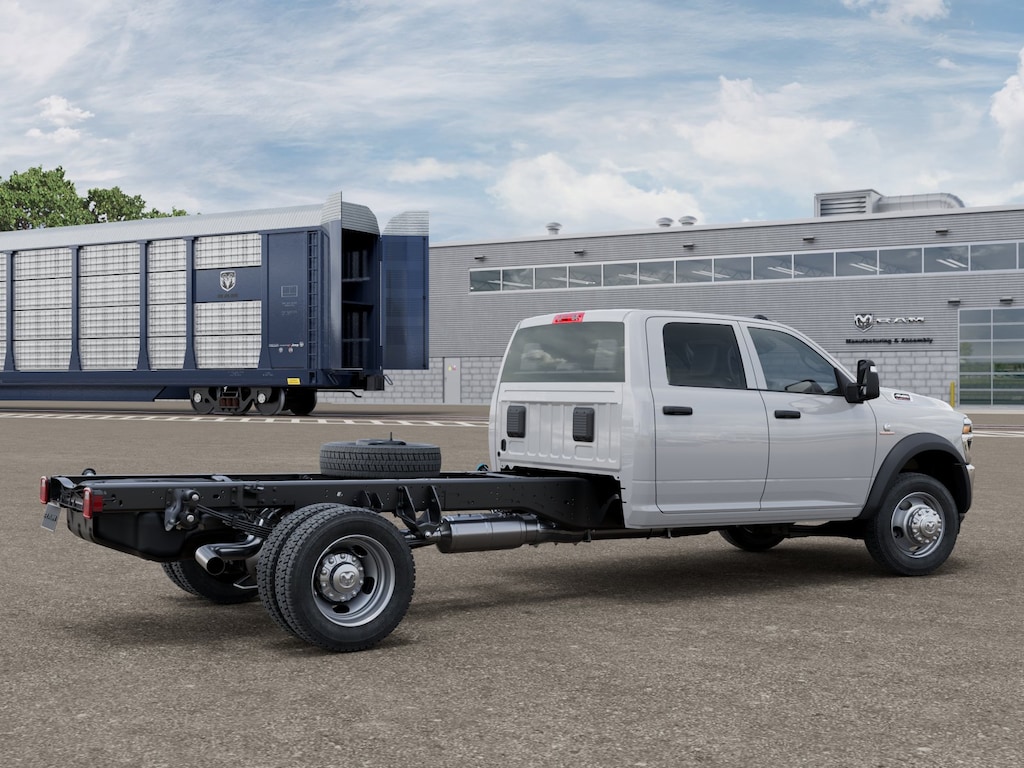 New 2026 Ram 4500 TRADESMAN CHASSIS CREW CAB 4X2 84' CA Pickup