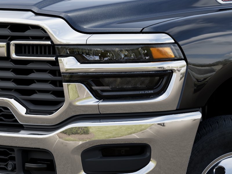 2025 RAM 3500 Chassis Tradesman - Photo 12
