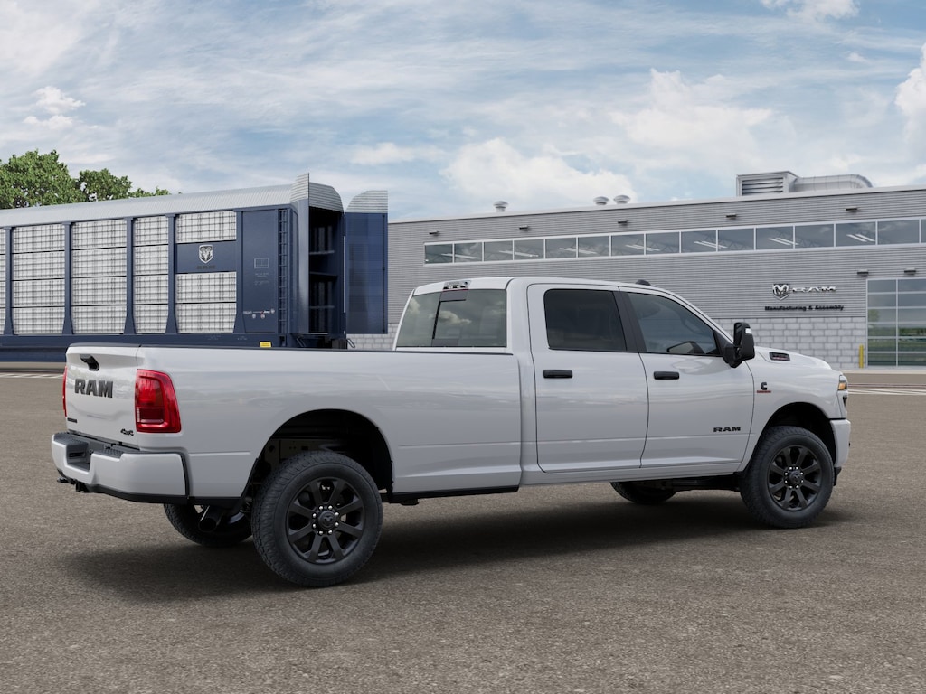 New 2026 Ram 3500 BIG HORN CREW CAB 4X4 8' BOX Pickup