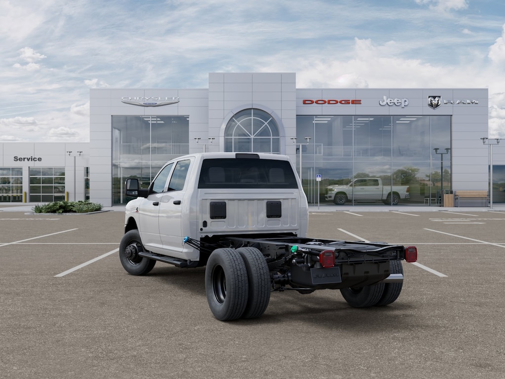 New 2026 Ram 3500 Chassis Cab Tradesman/Big Horn Pickup
