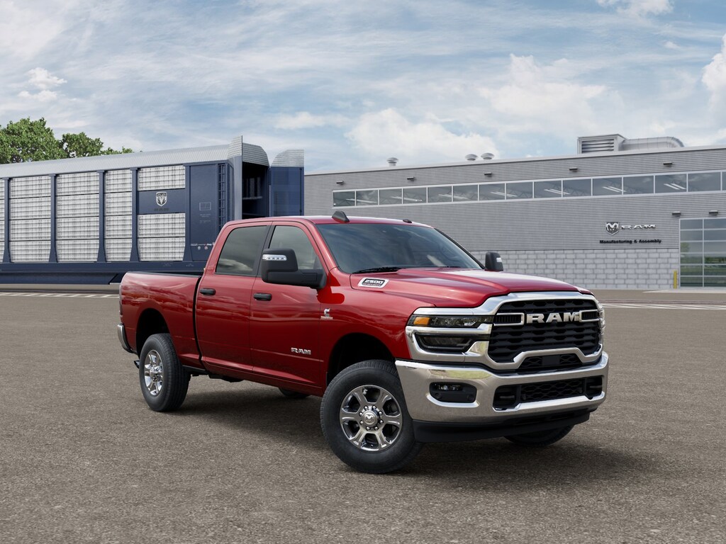 New 2026 Ram 2500 LONE STAR CREW CAB 4X4 6'4 BOX Pickup