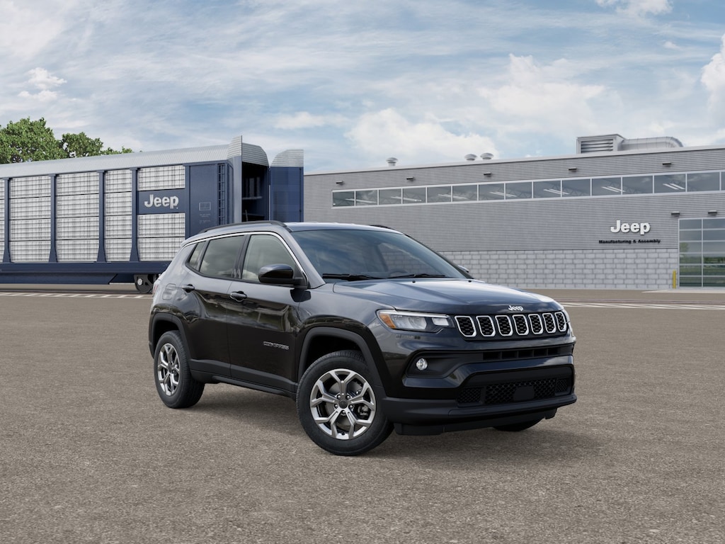 2026 Jeep Compass Latitude Altitude photo 3