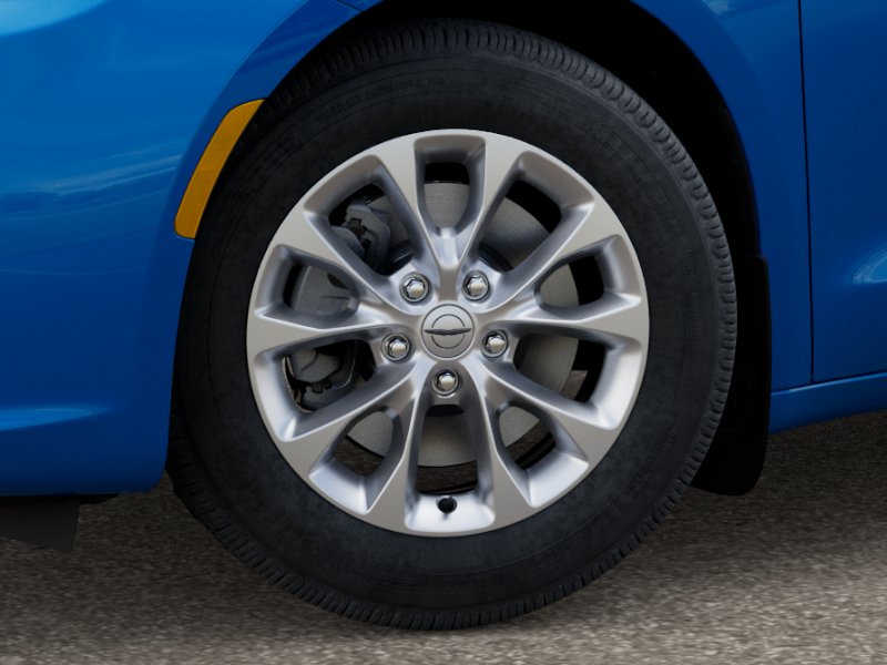 2026 Chrysler Pacifica photo 4