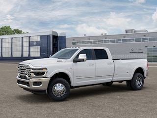 2026 Ram 3500 LIMITED CREW CAB 4X4 8' BOX Pickup