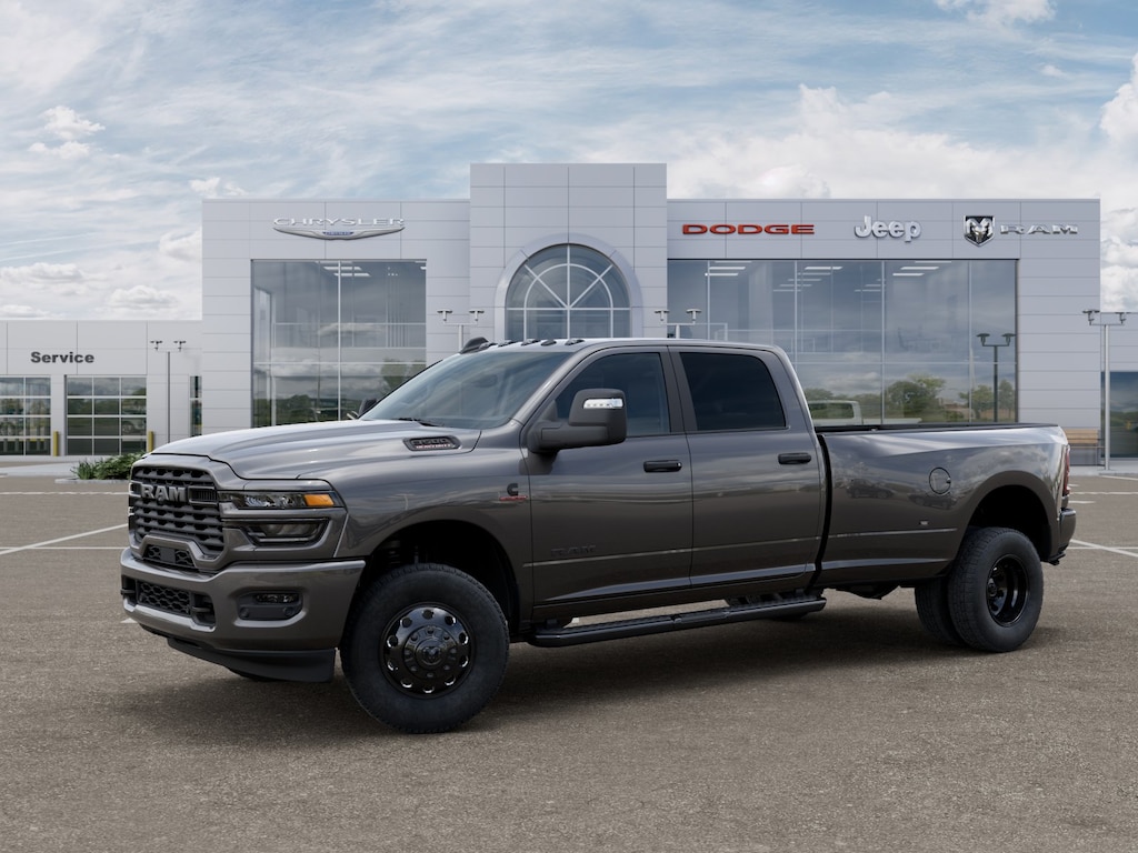 New 2026 Ram 3500 BIG HORN CREW CAB 4X4 8' BOX Pickup