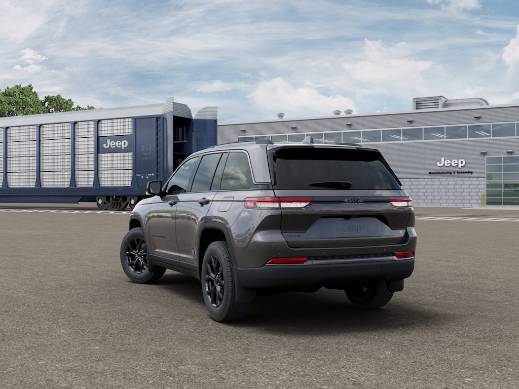 New 2026 Jeep Grand Cherokee LAREDO ALTITUDE 4X4 Sport Utility