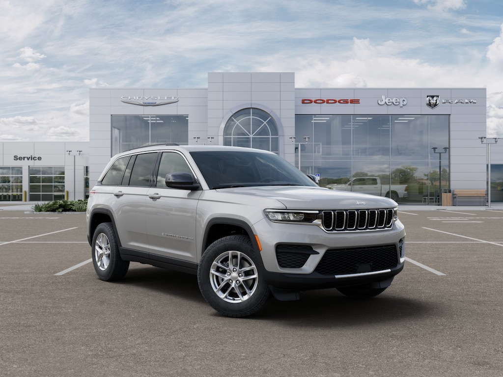 New 2025 Jeep Grand Cherokee LAREDO X 4X4 Sport Utility