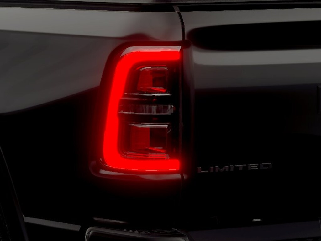 New 2026 Ram 1500 LIMITED CREW CAB 4X4 6'4 BOX Pickup