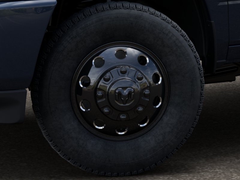 2026 RAM 3500 Laramie - Photo 11