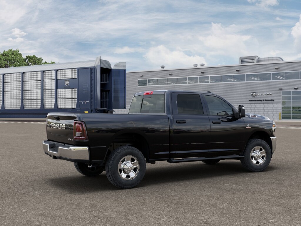 New 2026 Ram 2500 TRADESMAN CREW CAB 4X4 6'4 BOX Pickup
