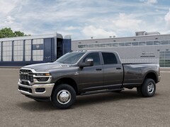 2026 Ram 3500 TRADESMAN CREW CAB 4X4 8' BOX Pickup Corpus Christi, TX