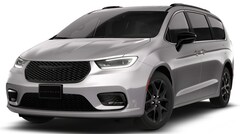2026 Chrysler Pacifica LIMITED Passenger Van