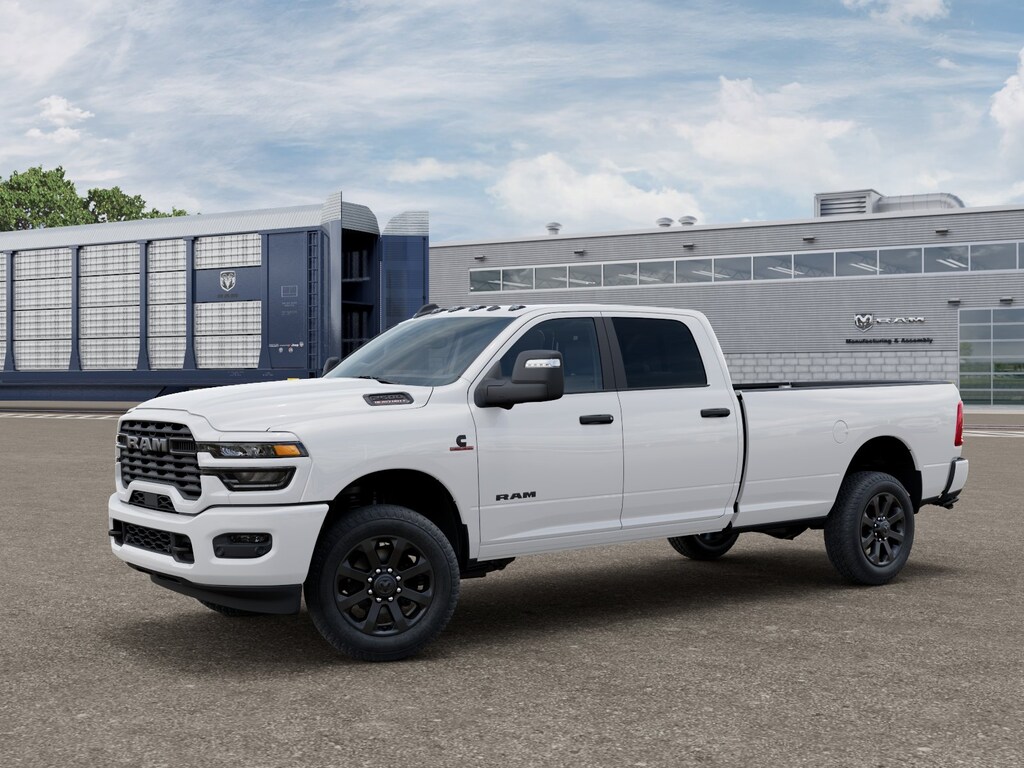 New 2026 Ram 2500 BIG HORN CREW CAB 4X4 8' BOX Pickup