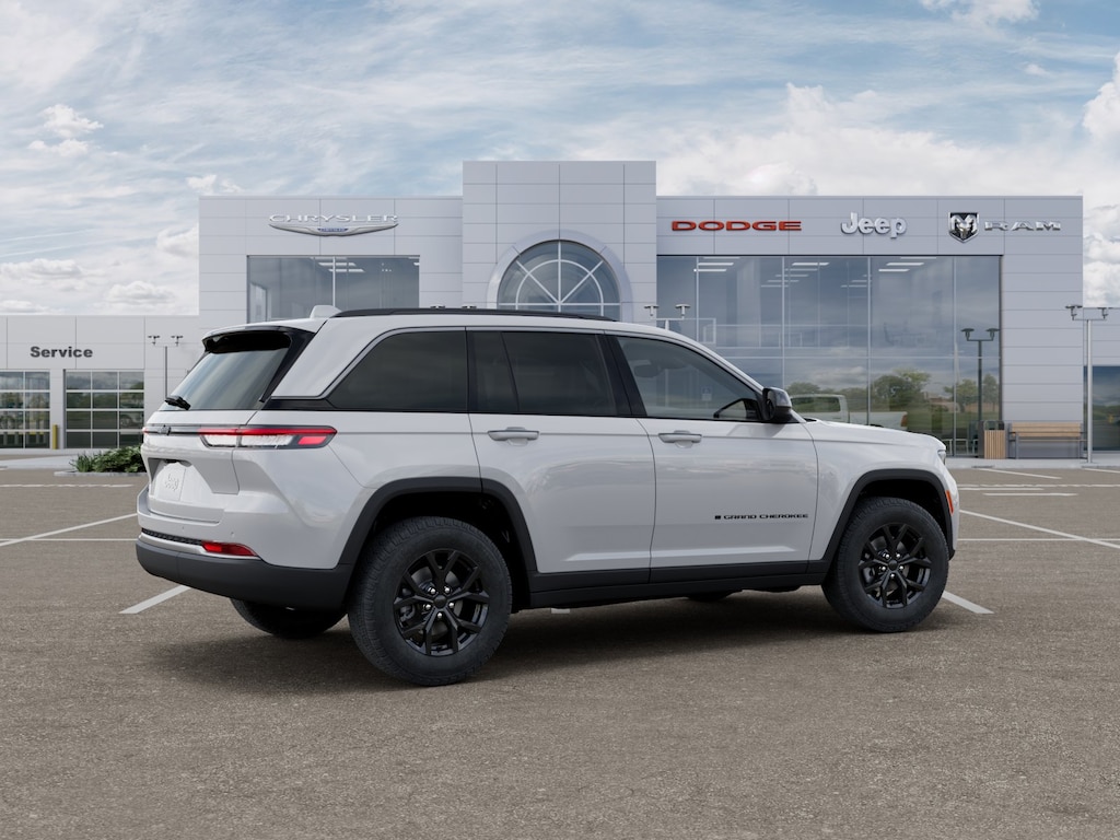 New 2026 Jeep Grand Cherokee Laredo Altitude Sport Utility