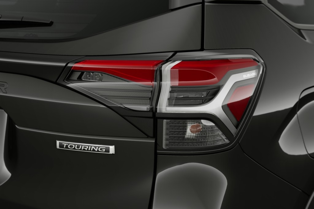 2025 Subaru Forester Touring - Photo 31
