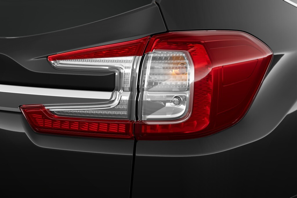 2025 Subaru Ascent Limited - Photo 33
