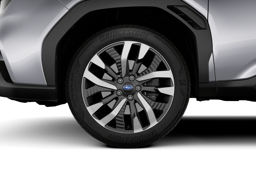 2025 Subaru Forester Touring - Photo 21